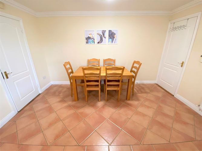 77 Collegefort, Castleknock, Dublin 15