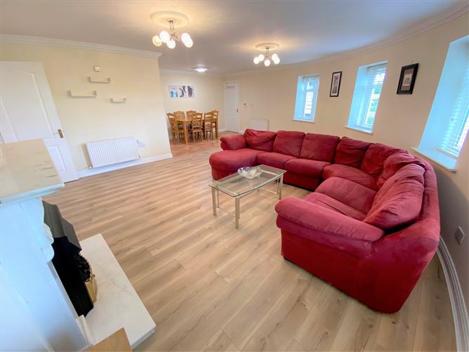 77 Collegefort, Castleknock, Dublin 15