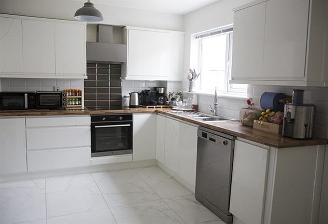 37 Ardan na Mara, Seafield, Youghal, East Cork