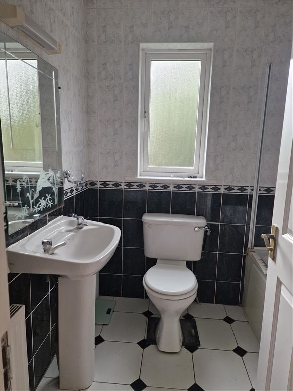 218 Woodhaven, Castletroy, Limerick 218 Woodhaven, Castletroy, Limerick