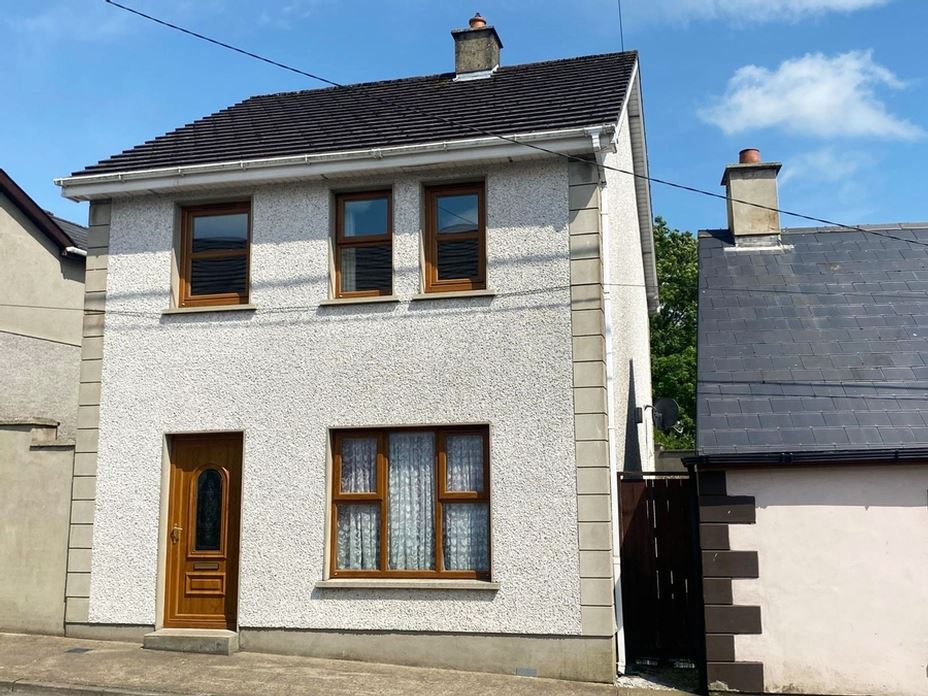 Guesthouse End, Raphoe, Co. Donegal