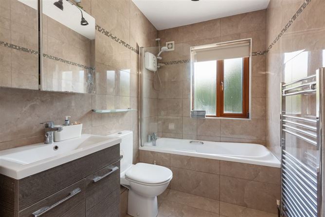 Photo 12 of 20 — 9A Binn Eadair View, Sutton, Dublin 13