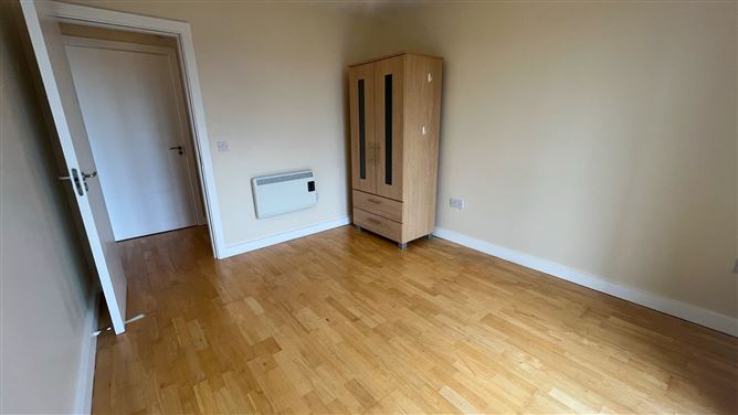 Photo 9 of 15 — APARTMENT 25, THE BARGE, MARKET POINT, Mullingar, Co. Westmeath