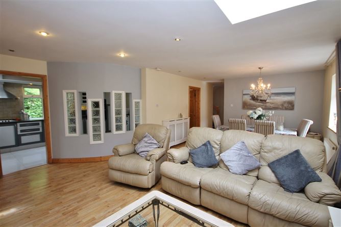 12 Cooldrinagh Cottages, Lucan, Co. Dublin