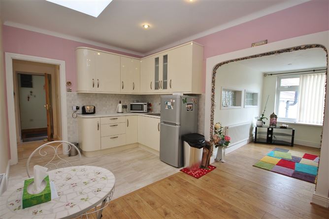 12 Cooldrinagh Cottages, Lucan, Co. Dublin