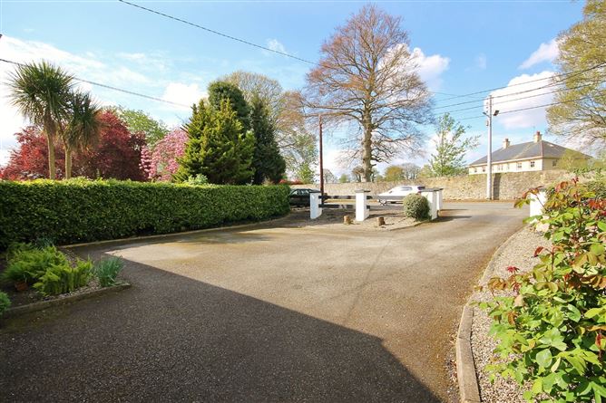 12 Cooldrinagh Cottages, Lucan, Co. Dublin