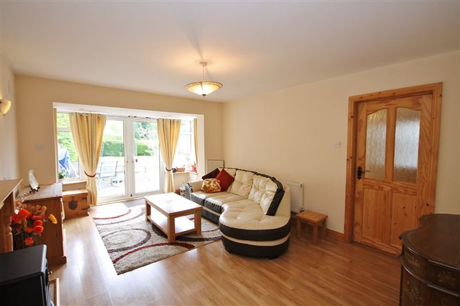 12 Cooldrinagh Cottages, Lucan, Co. Dublin