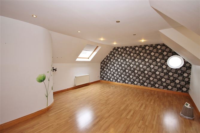 12 Cooldrinagh Cottages, Lucan, Co. Dublin