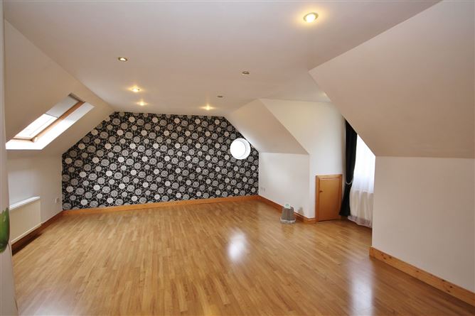 12 Cooldrinagh Cottages, Lucan, Co. Dublin