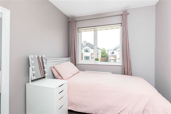 21 Cluain Aoibhinn, Swellan Lower, Cavan
