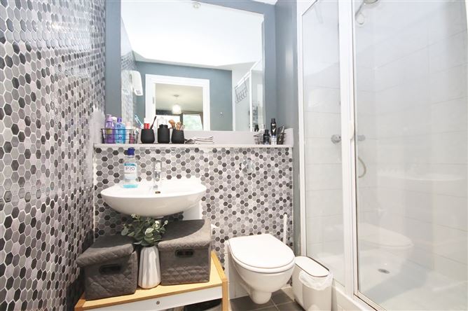 5 Virginia Hall, Tallaght, Dublin 24