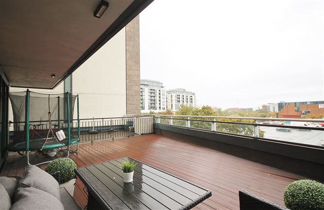 5 Virginia Hall, Tallaght, Dublin 24