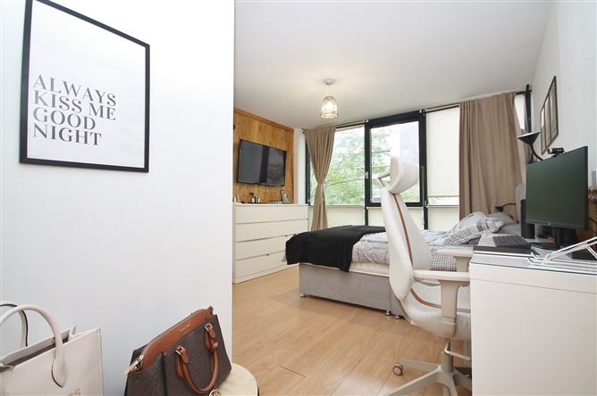 5 Virginia Hall, Tallaght, Dublin 24