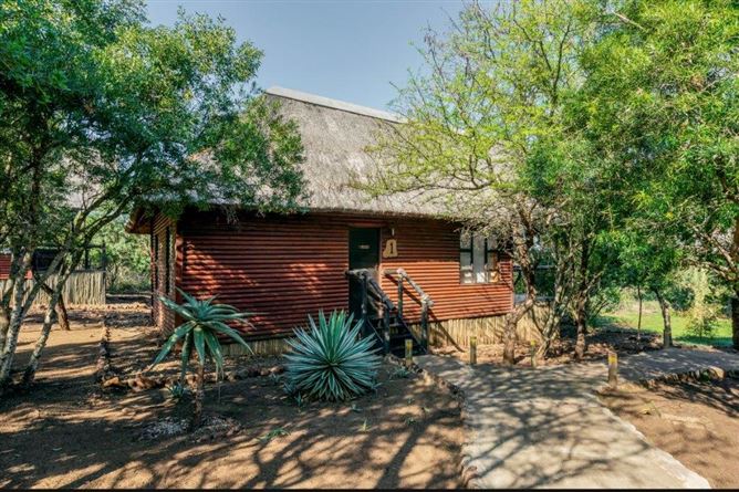 Private, Kujabula Lodge Inkhundla Somntongo, Swaziland, Lavumisa