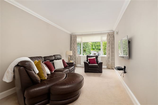 Photo 9 of 35 — Mount Brandon, 28 Chalet Gardens, Lucan, Dublin