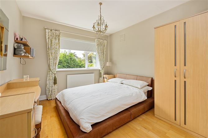 Photo 21 of 35 — Mount Brandon, 28 Chalet Gardens, Lucan, Dublin