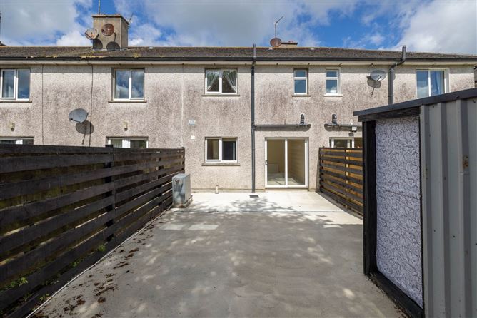 Photo 17 of 20 — 48 Creagh Demesne, Gorey, County Wexford