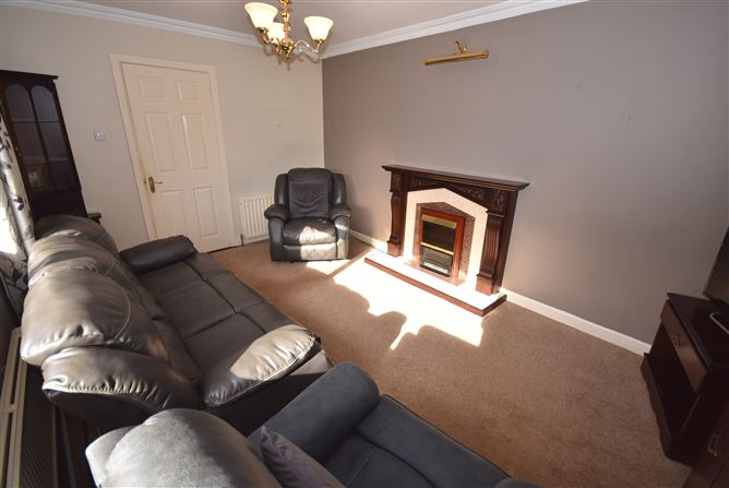 52 Ballyraine Park , Letterkenny, Donegal