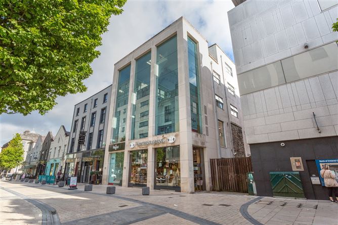 Photo 2 of 7 — Bedford Row, The Gallery, City Centre, Co. Limerick