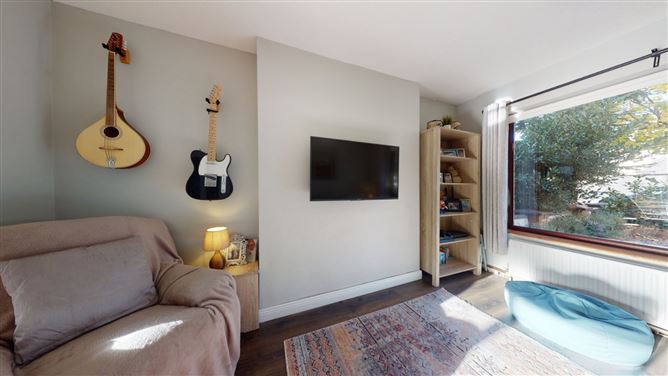 8 Grange Crescent, Pottery Road, Dun Laoghaire, Co. Dublin