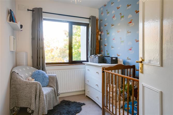 8 Grange Crescent, Pottery Road, Dun Laoghaire, Co. Dublin