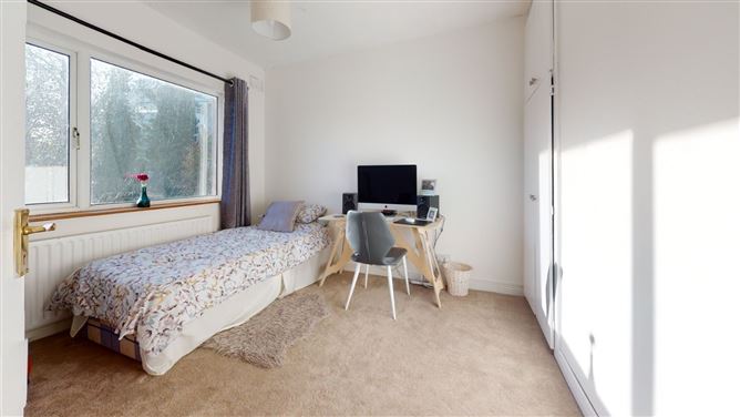 8 Grange Crescent, Pottery Road, Dun Laoghaire, Co. Dublin