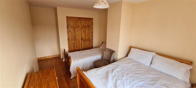 6 Lakeview, Keshcarrigan, Leitrim