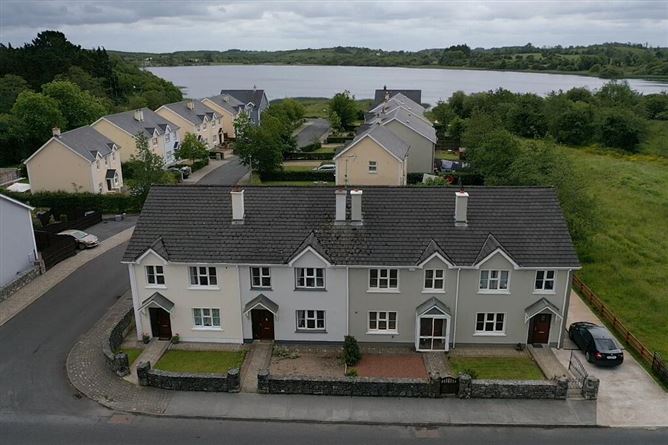 6 Lakeview, Keshcarrigan, Leitrim