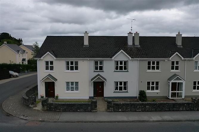 6 Lakeview, Keshcarrigan, Leitrim
