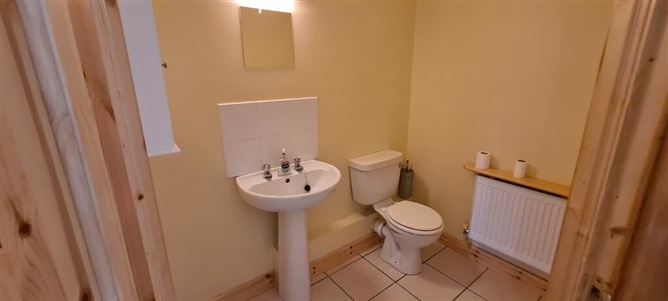 6 Lakeview, Keshcarrigan, Leitrim