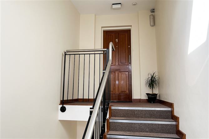 5 Riverbank House, Greenshill,, Kilkenny, Kilkenny