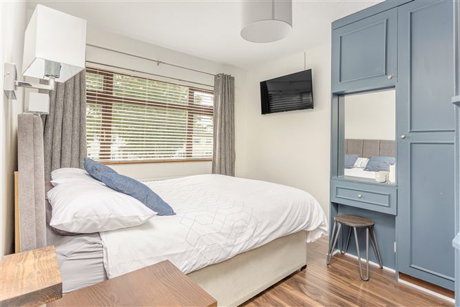 27 Hillcrest Avenue, Lucan, Dublin