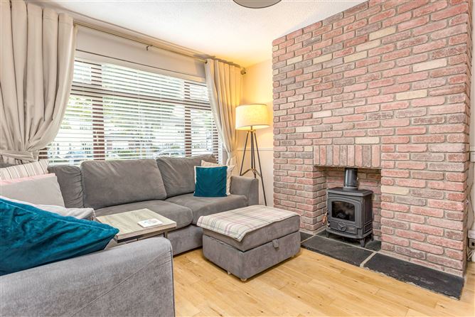 27 Hillcrest Avenue, Lucan, Dublin