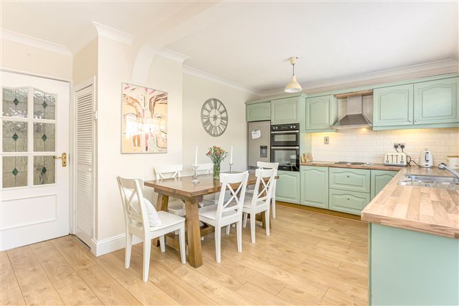 27 Hillcrest Avenue, Lucan, Dublin