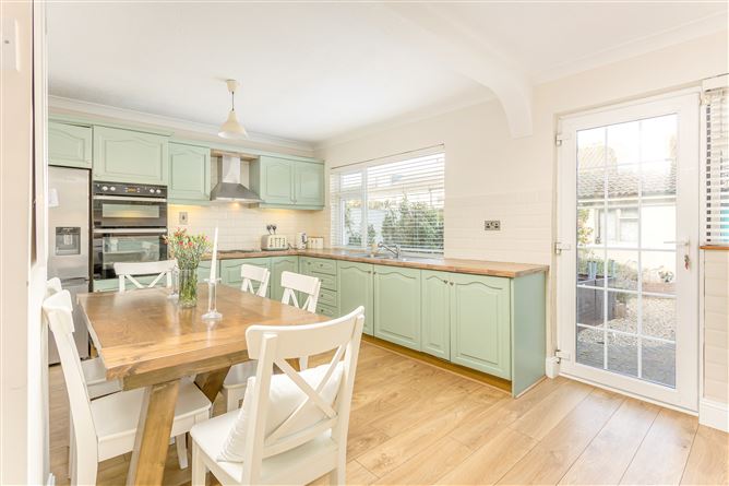 27 Hillcrest Avenue, Lucan, Dublin