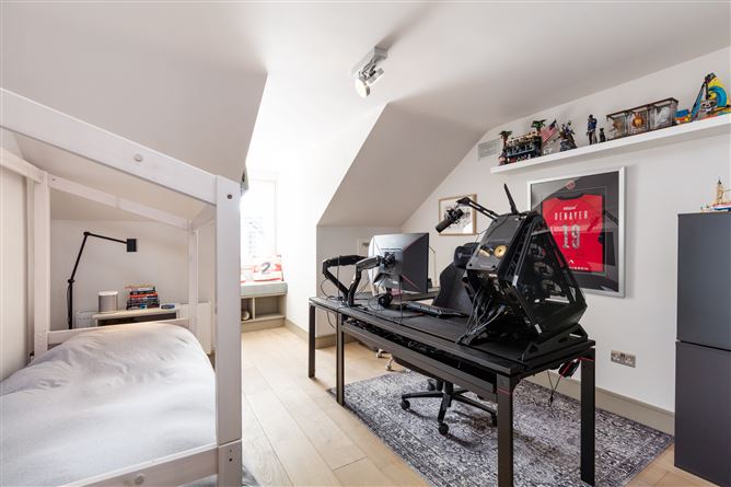 3 Dunbo West, Howth, Co. Dublin