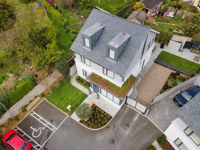 3 Dunbo West, Howth, Co. Dublin