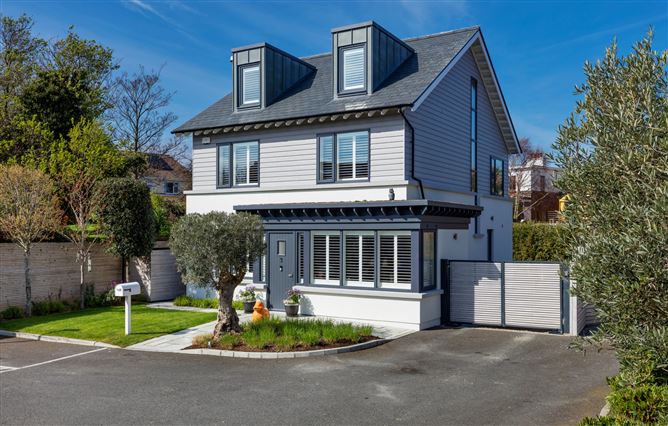 3 Dunbo West, Howth, Co. Dublin
