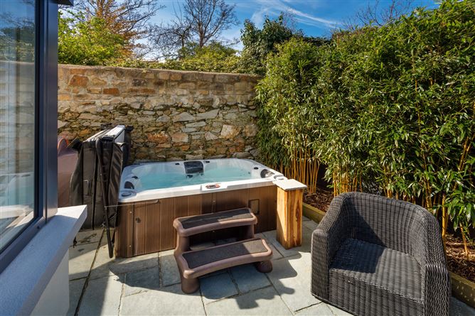 3 Dunbo West, Howth, Co. Dublin