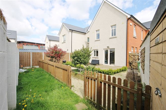 8 The Way, Citywest Village, Citywest, Dublin 24