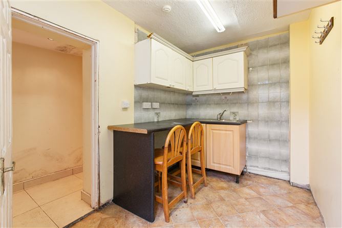 6 Old County Road, Crumlin, Dublin 12