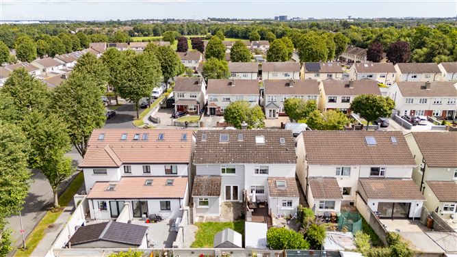 2 Oakview Close, Hartstown, Dublin 15