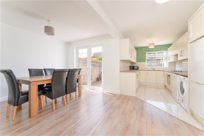 2 Oakview Close, Hartstown, Dublin 15