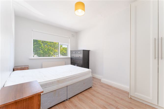 2 Oakview Close, Hartstown, Dublin 15