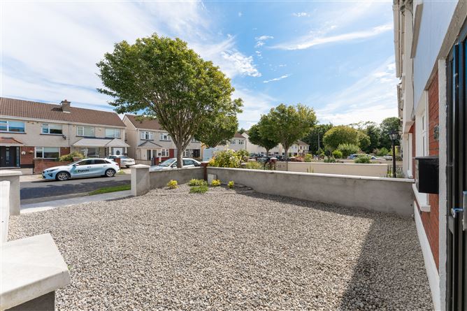 2 Oakview Close, Hartstown, Dublin 15