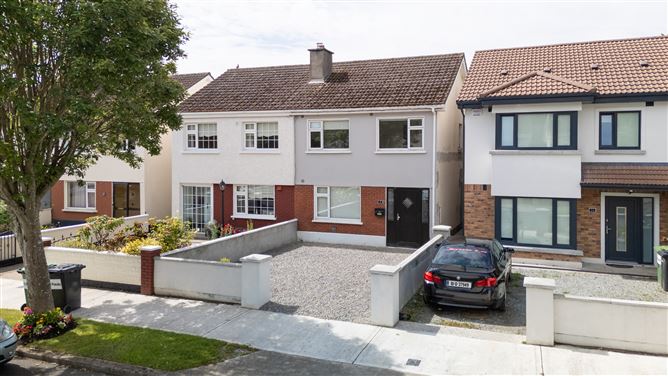 2 Oakview Close, Hartstown, Dublin 15