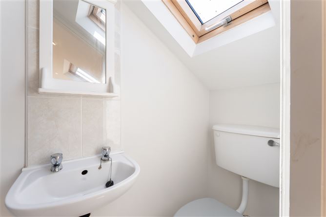 2 Oakview Close, Hartstown, Dublin 15