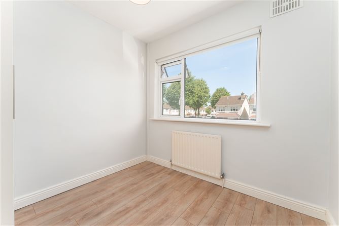 2 Oakview Close, Hartstown, Dublin 15