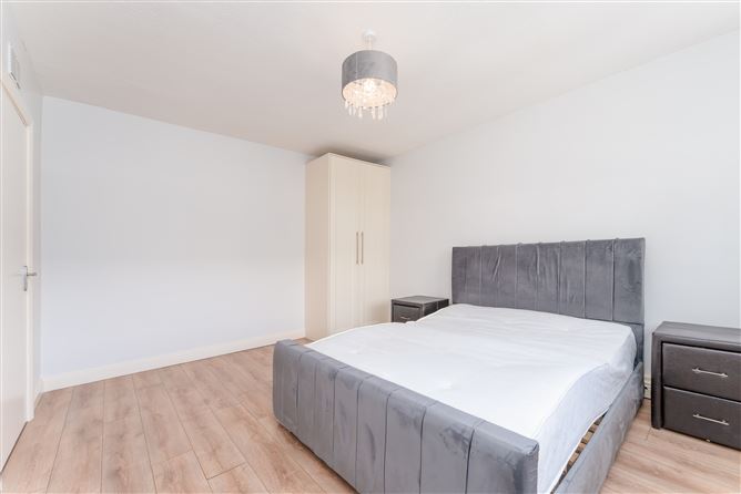 2 Oakview Close, Hartstown, Dublin 15
