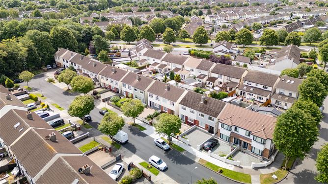 2 Oakview Close, Hartstown, Dublin 15
